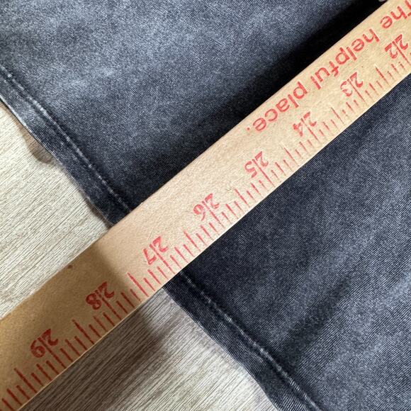 Love More Hippie Boho Shirt Adult M Gray Wash NWT Stitch & Pine Celestial Sun - Picture 6 of 6